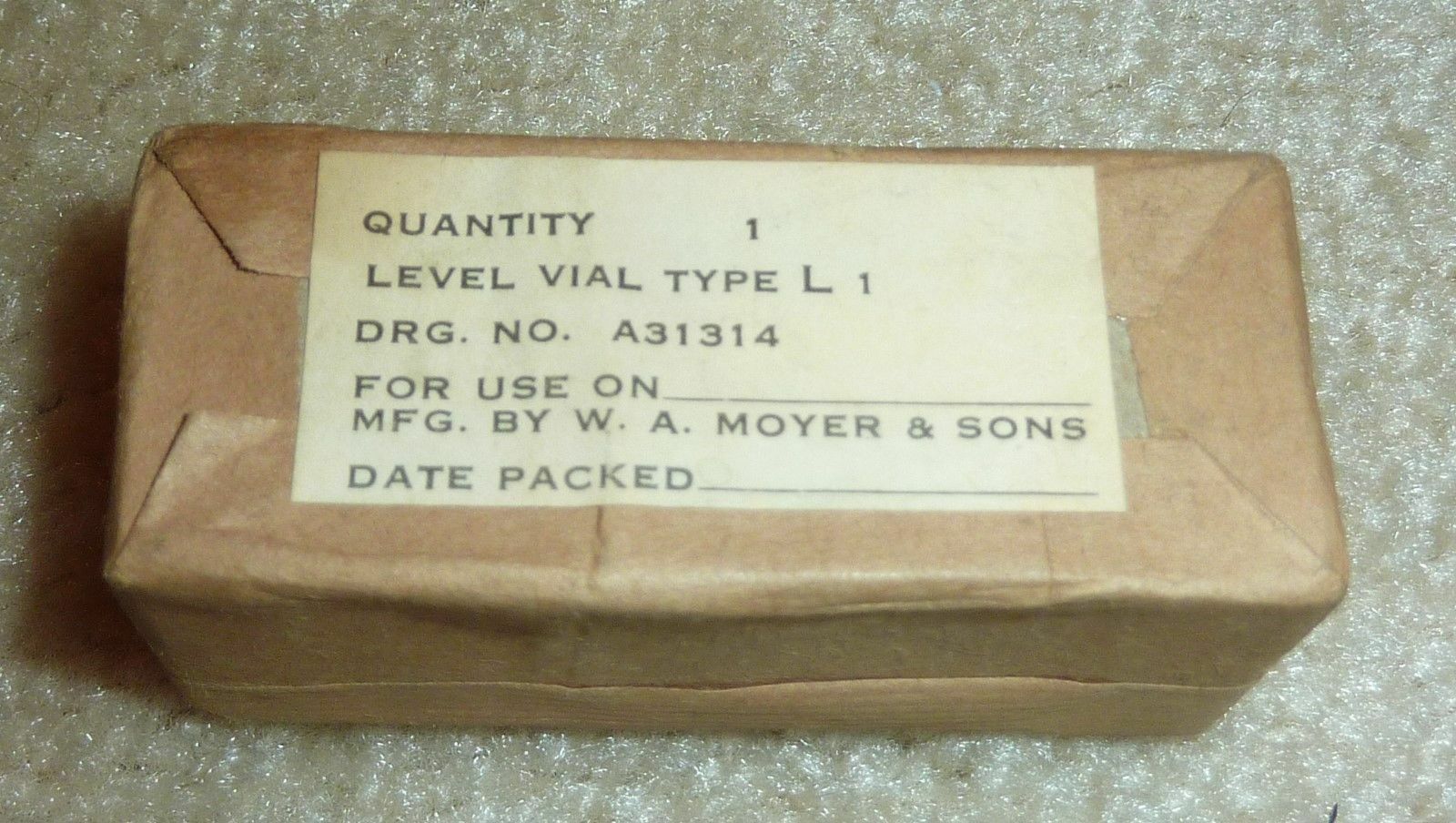 W. A. Moyer & Sons Vintage Level Vial Type L 1 A31314 Bubble Level Nib